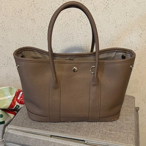 Brown Leather Tote Bag designer inspired - Picture 2 of 13